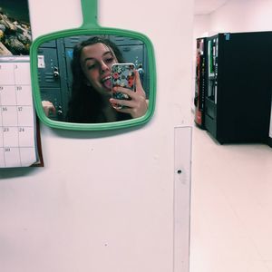 Meet your Posher, Ivana