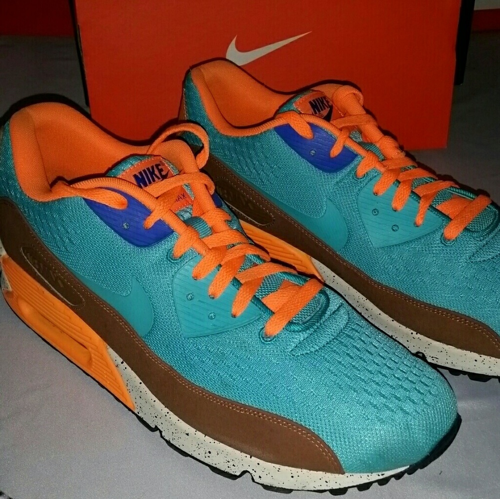 Nike Air Max 90 ultra 2.0 essential , Size 12