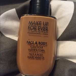 Brand new Makeup Forever Face and Body foundation