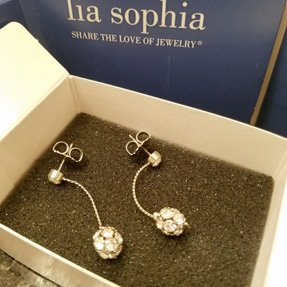 Lia Sophia dangle earrings