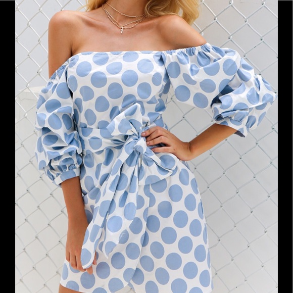 ๐ปNew Item Off shoulder puff sleeve dress๐ป - Picture 4 of 7