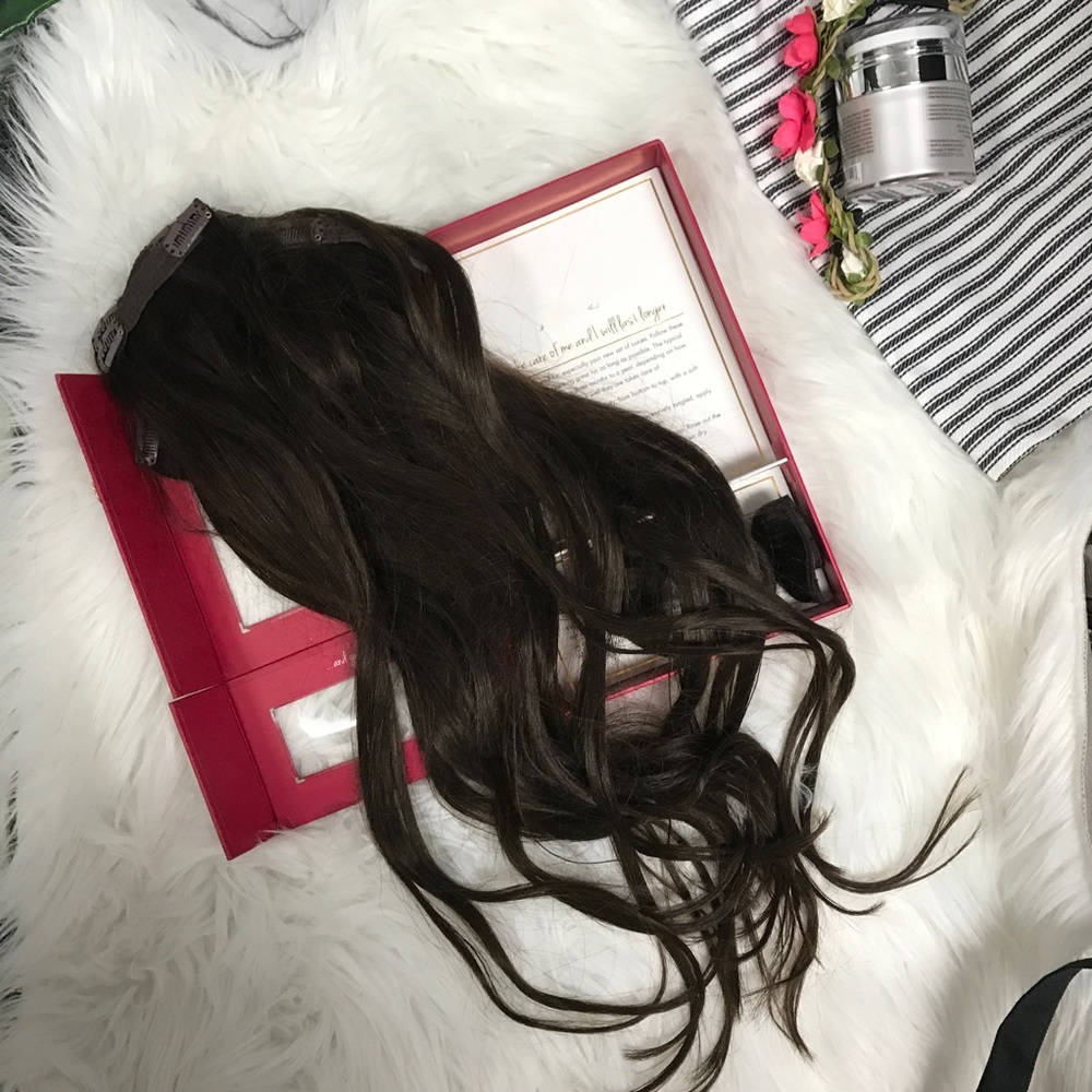 Luxy Hair Extensions. Dark Brown. 20in. 160g NWT