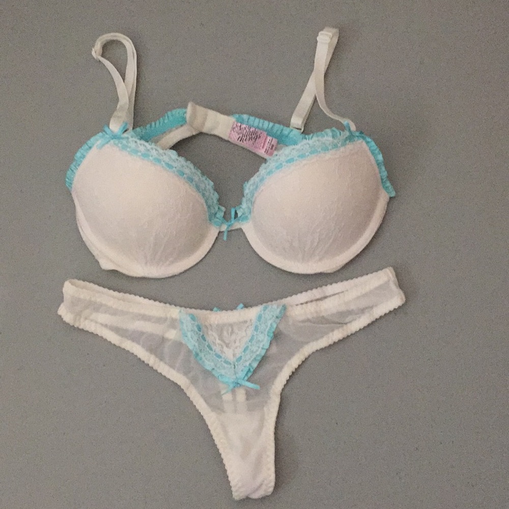 NEW VS Lingerie set