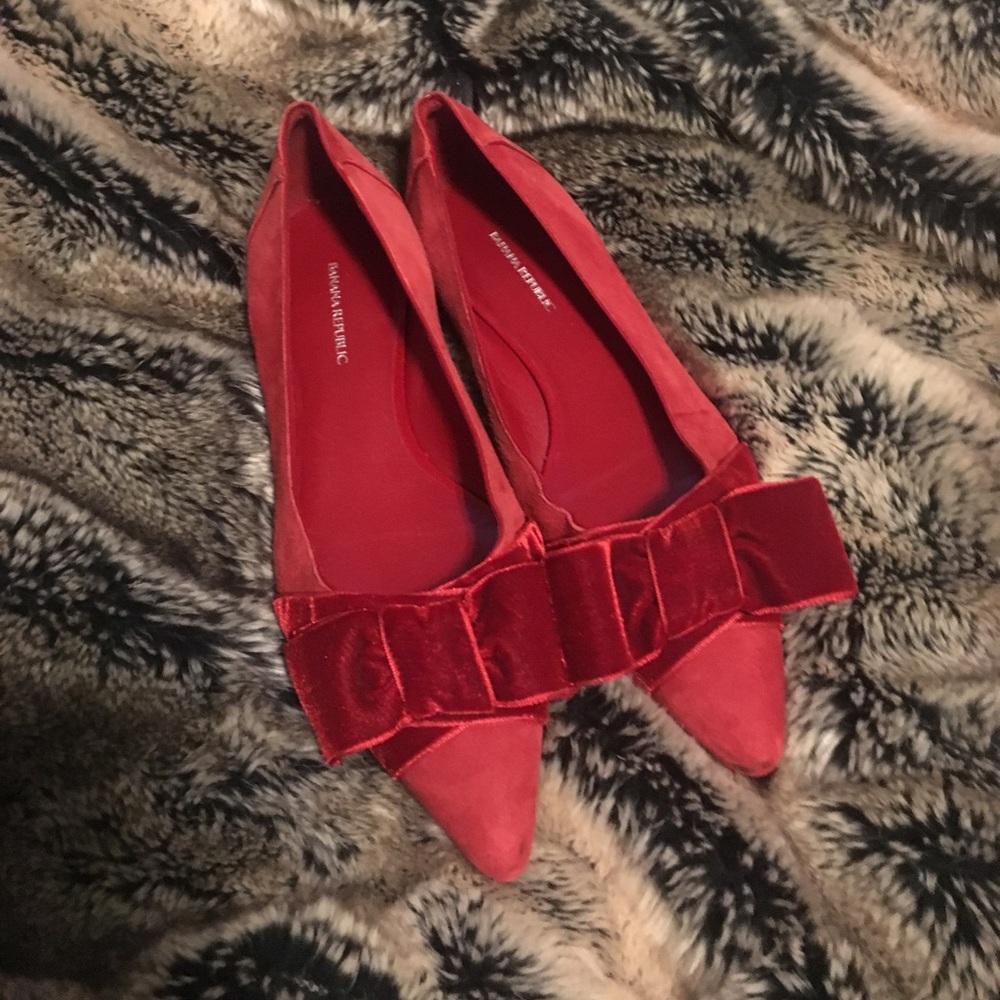 ❤️👠Banana Republic Pointed Toe Flats