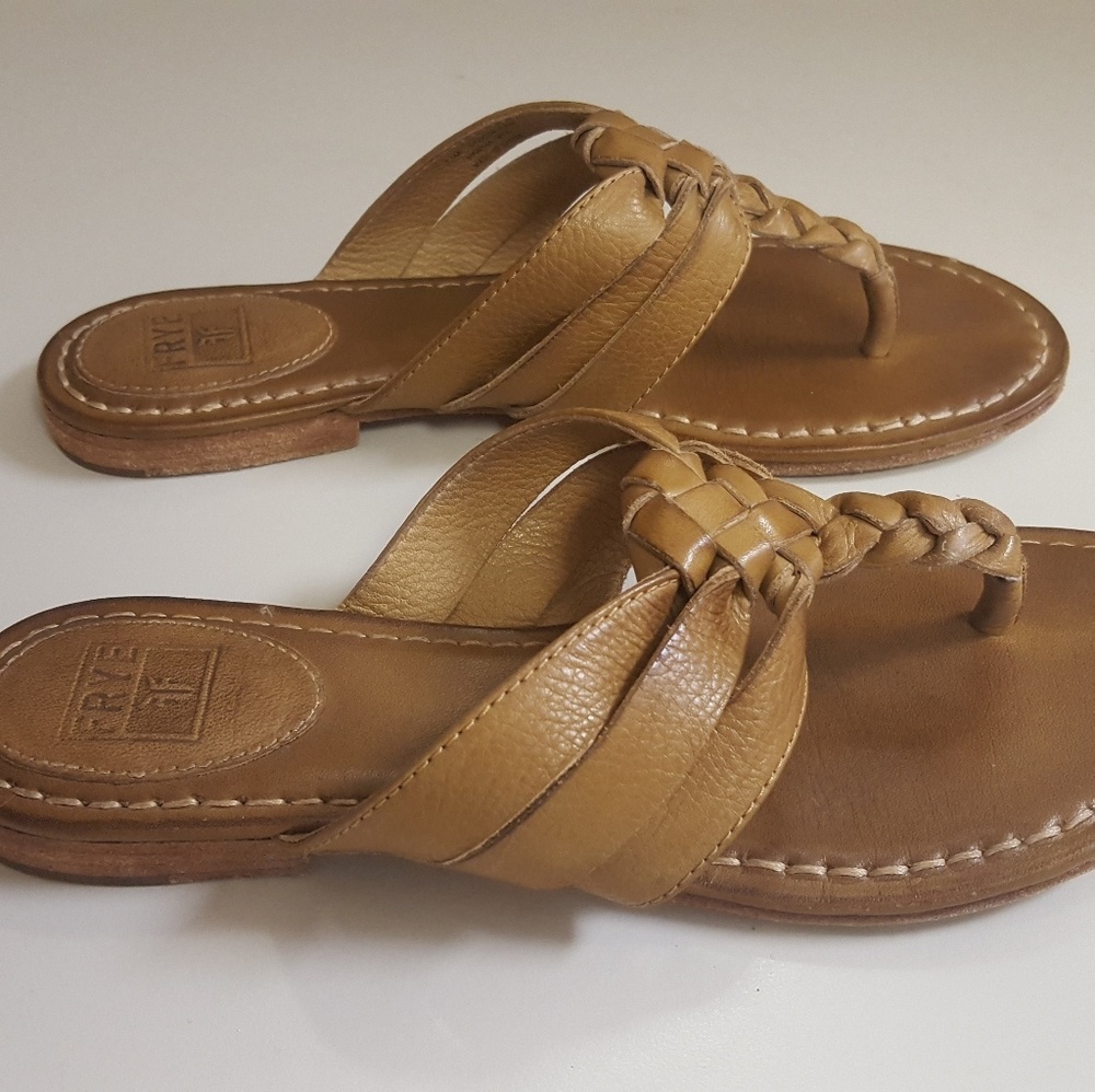 Frye Carson Twisted Thong Sandal