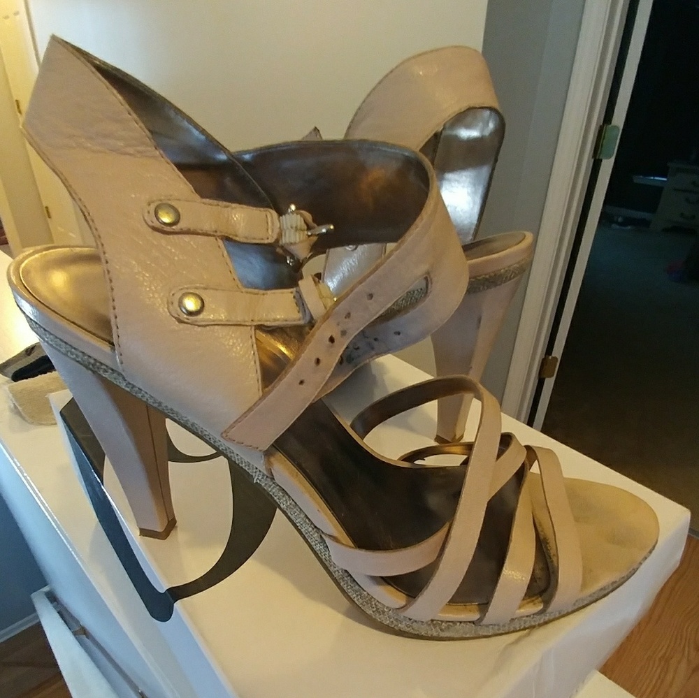 Nice dress sandals...still like new