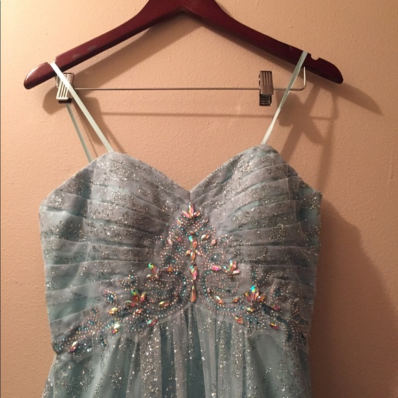 Prom dress✨ - Picture 2 of 4