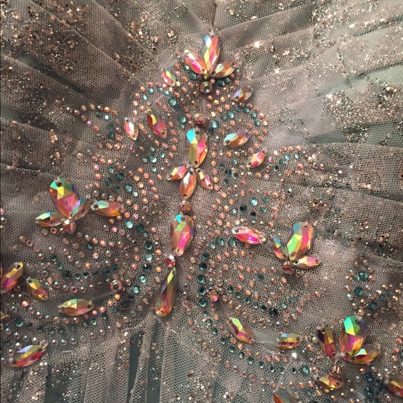 Prom dress✨ - Picture 3 of 4