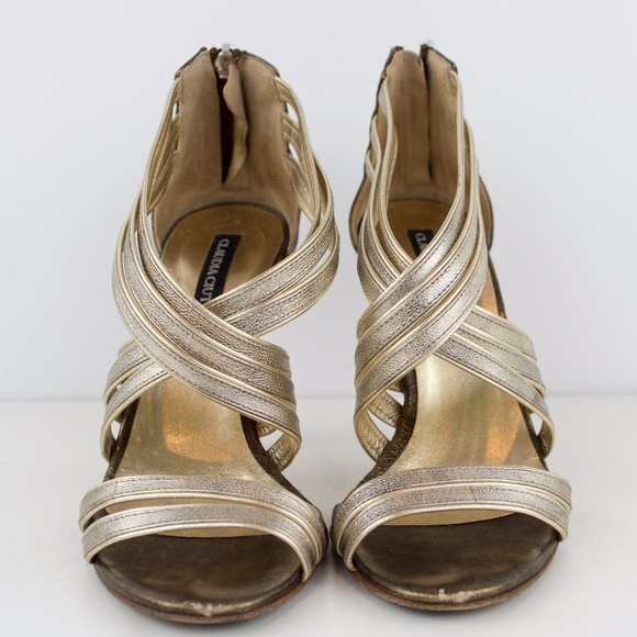 Silver Heels - Picture 5 of 5