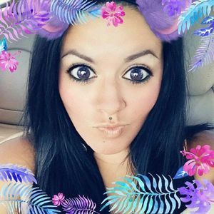 Meet your Posher, Stacie