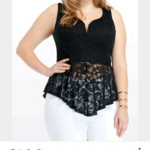 Not for sale: ISO this top from fashion to figure