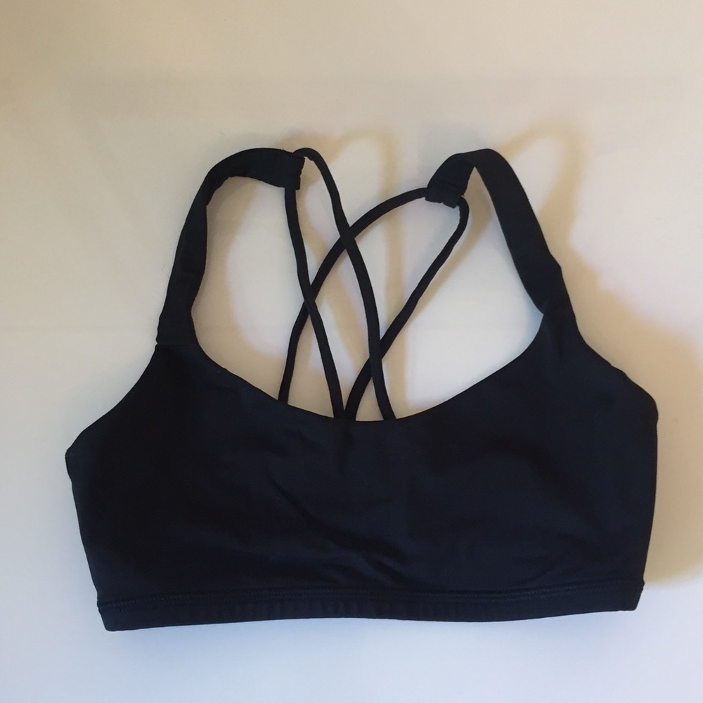 Black Lululemon cross back sports bra