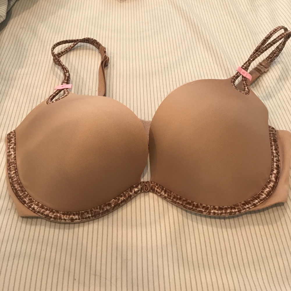 Victoria's Secret nude push-up bra