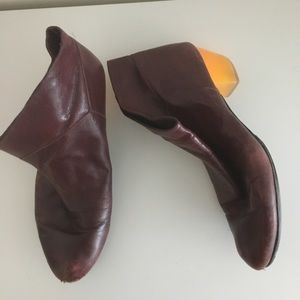 ultra rare MARC JACOBS ankle boot w/ lucite heel