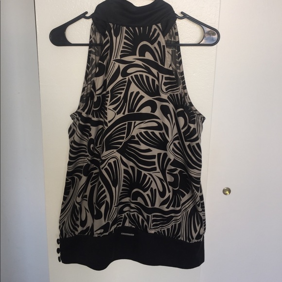 Blouse 👚 - Picture 5 of 7