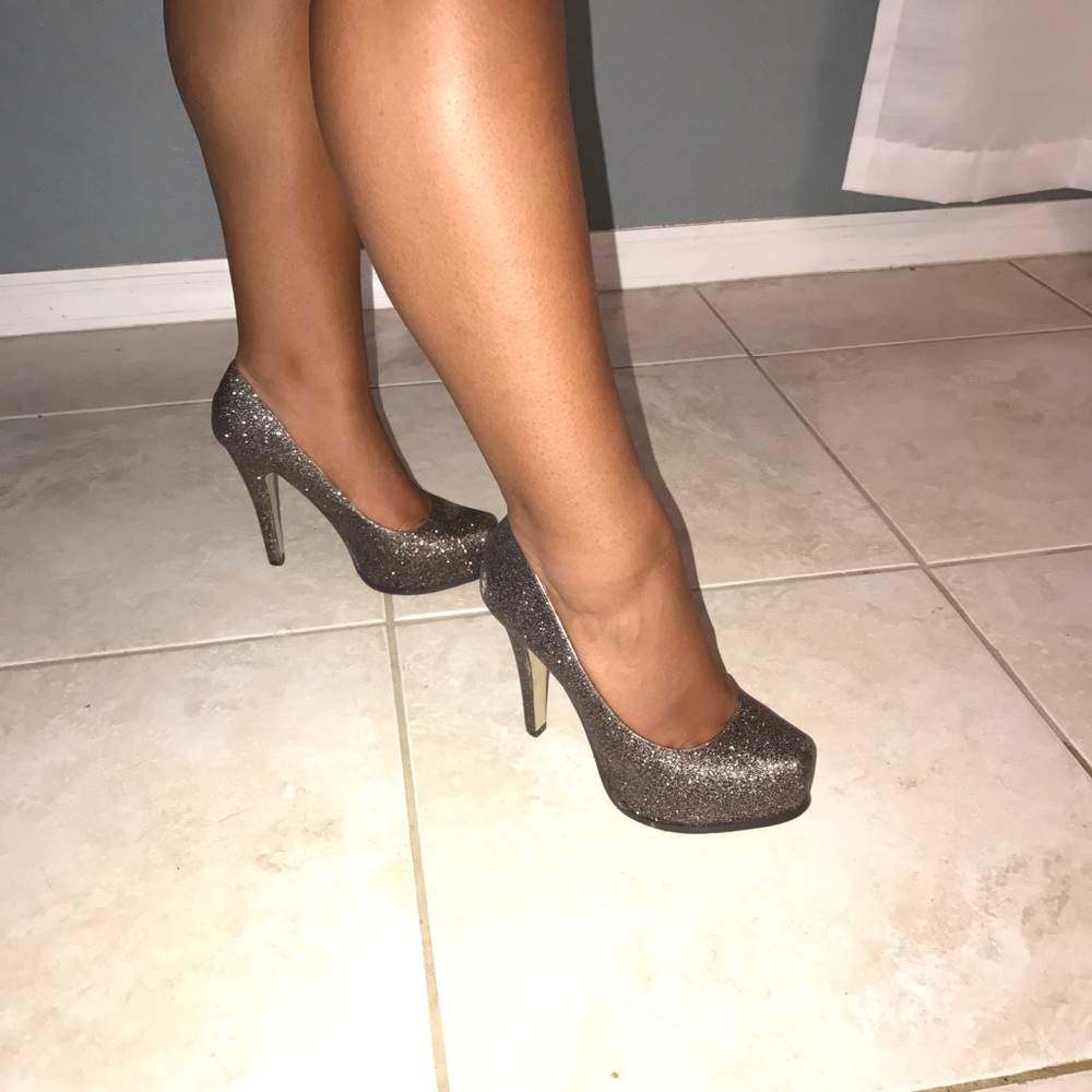 Madden Girl Shoes Size 8.5