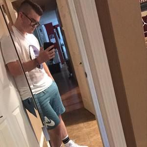 Meet your Posher, Dylan