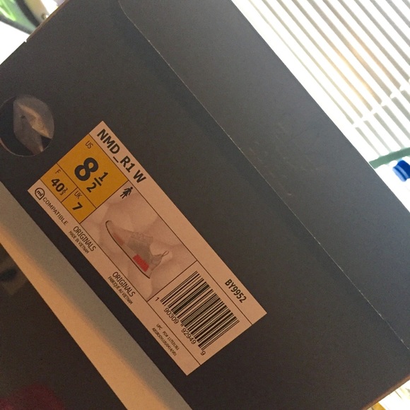 Adidas NMD R1 (white/pink)