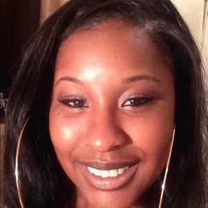 Meet your Posher, Krystal