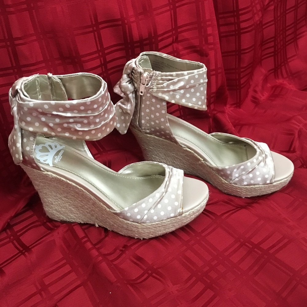4" Fergalicious Wedges