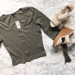 🖤Express Olive Green Crop Top🖤