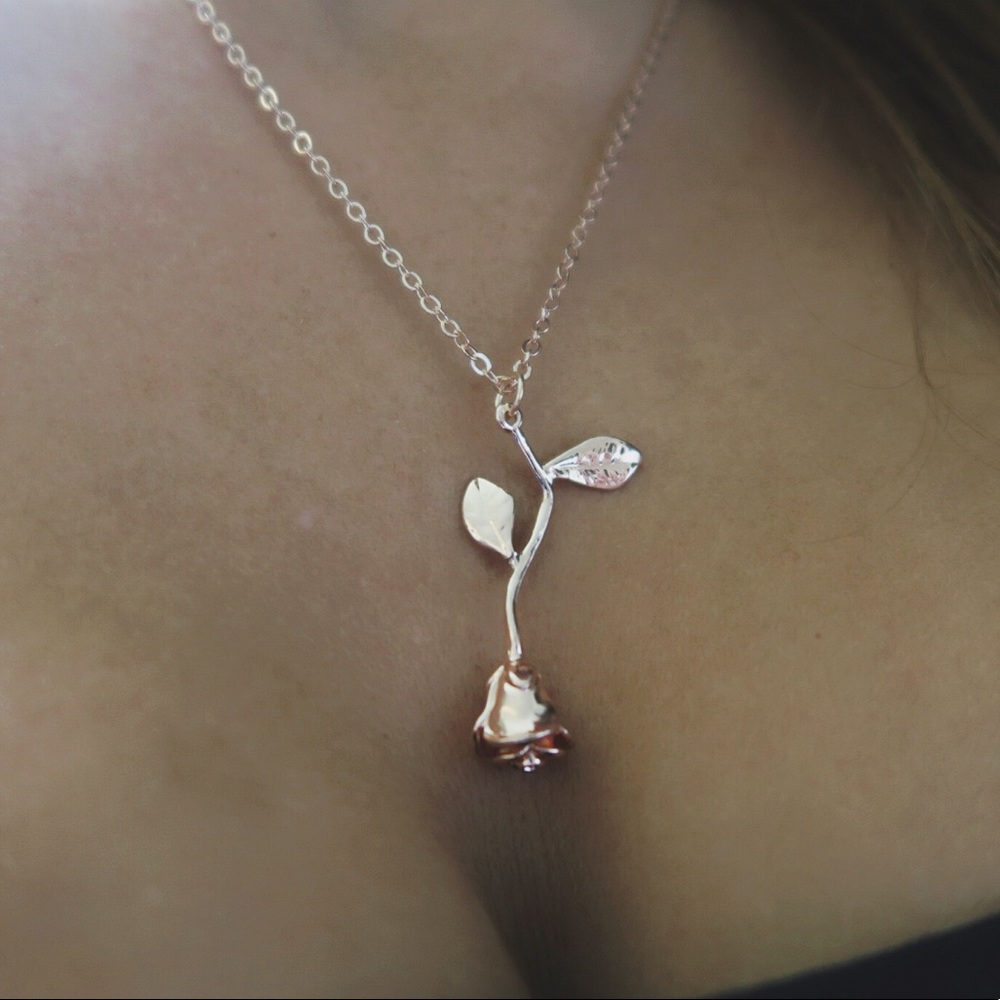 Rose Necklace - Picture 5 of 6
