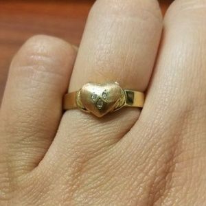 14k Gold Locket Ring.