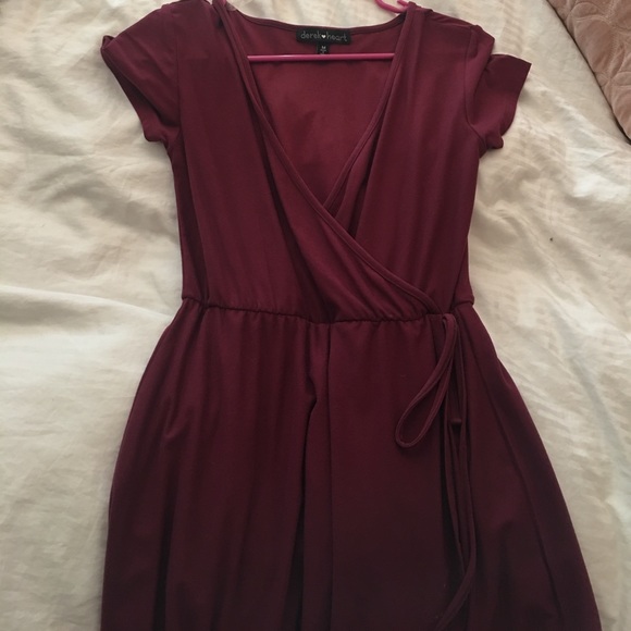 Maroon slit dress - Picture 2 of 3