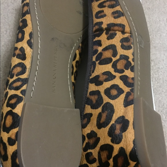 Faux fur leopard ballet flats. Banana Republic - Picture 3 of 3