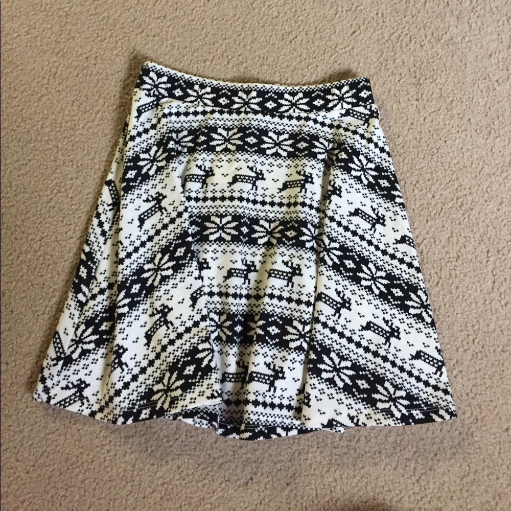 Reindeer skater skirt