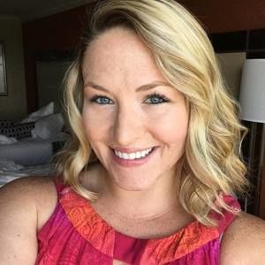 Meet your Posher, Caitlin