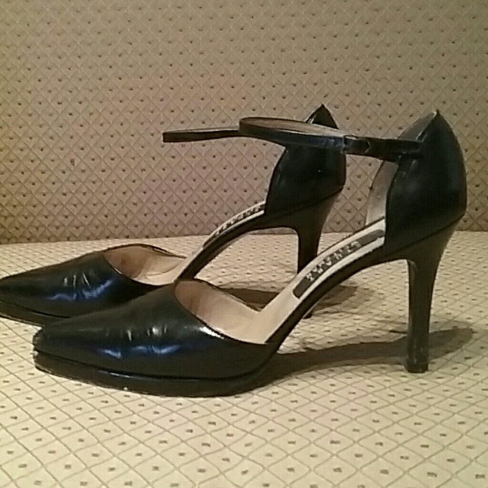 Stuart Weitzman Leather Heels