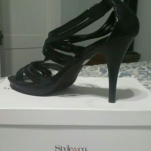 Style & Co open toe pump