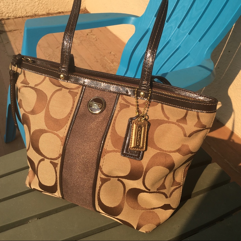 Coach Shoulder Bag