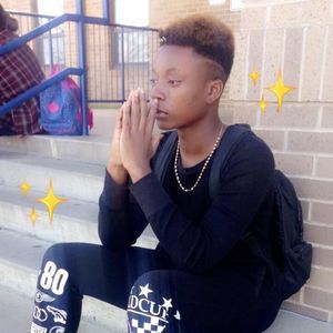 Meet your Posher, Devin