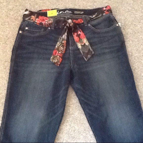 Inc. Crop Jeans, Women's Size 12 - Picture 2 of 7