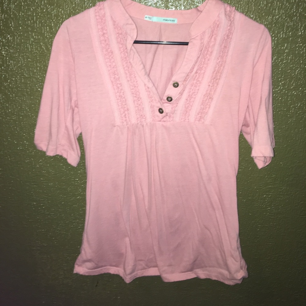 Maurice's shirt