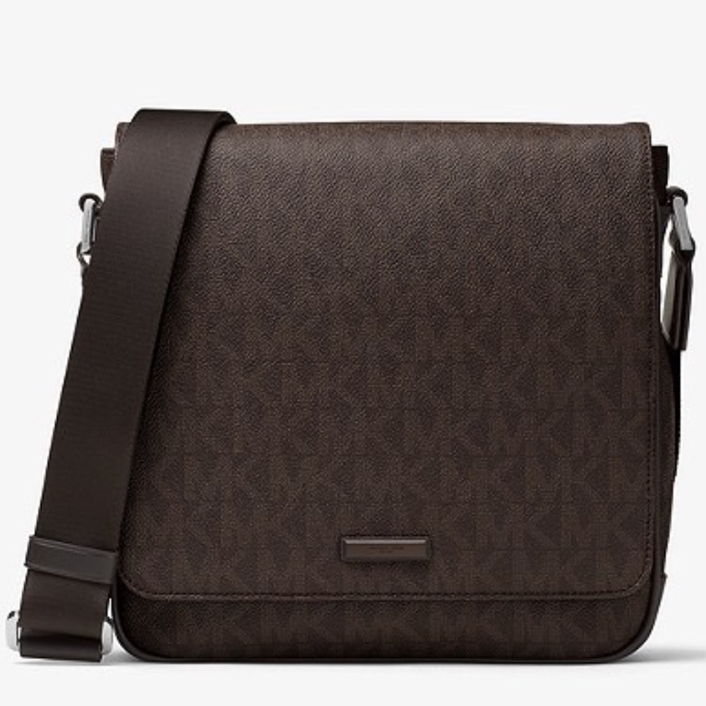 SOLD!! MK Jet Set Medium Logo Messenger