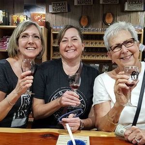 Meet your Posher, Leslie