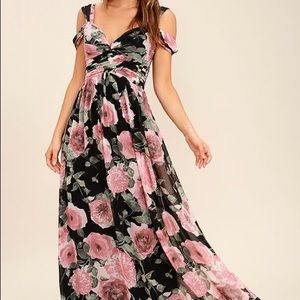 Lulus Black and Floral Print Maxi Dress