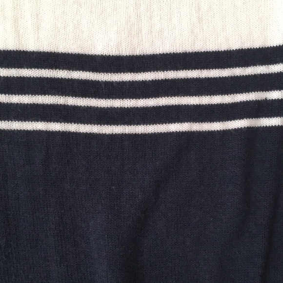 Brandy Melville blue and white crew neck sweater - Picture 2 of 6