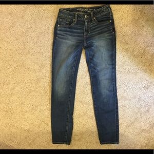 AEO Super Stretch Skinny Jeans size 0 short