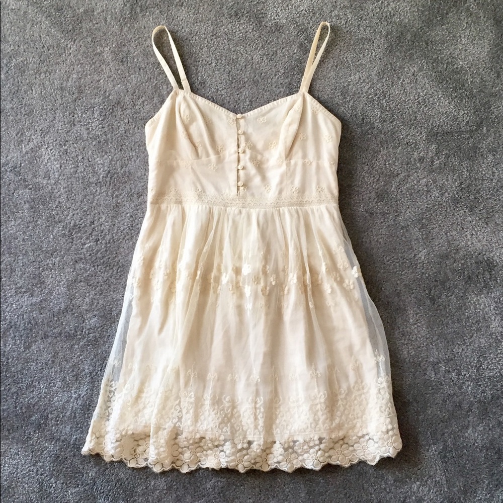 American Eagle Ivory Lace Dress