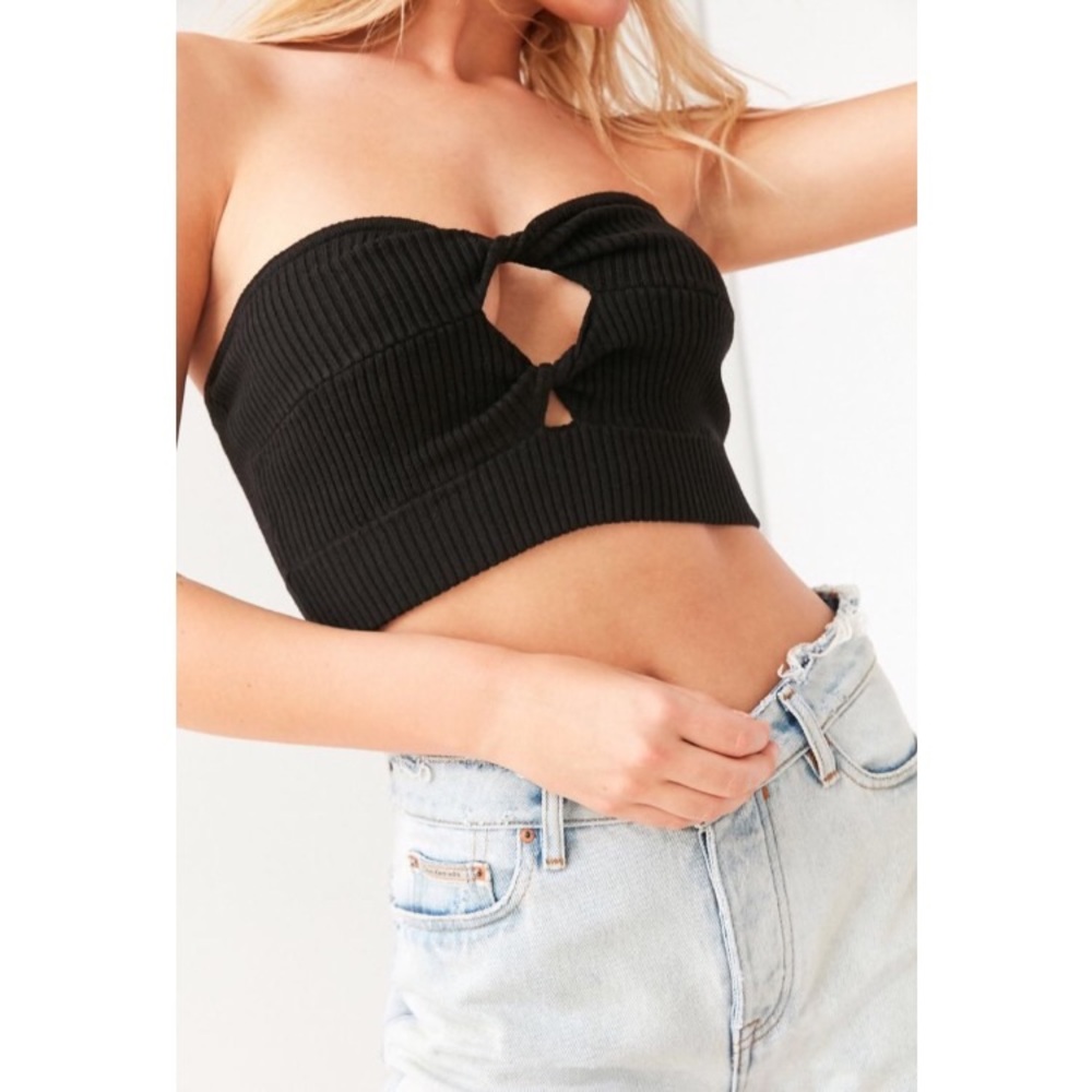 ✨sold✨UO // Zoe Tube Top