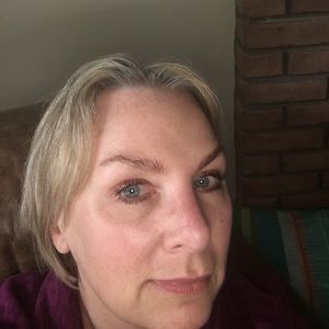 Meet your Posher, Debra