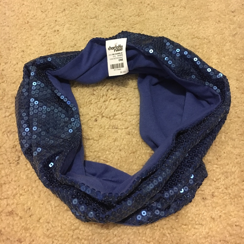 Infinity scarf