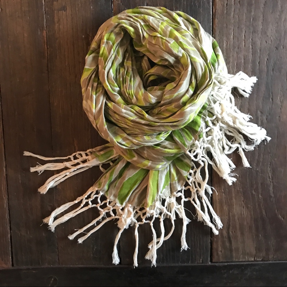 Banana Republic Leaf Print Scarf