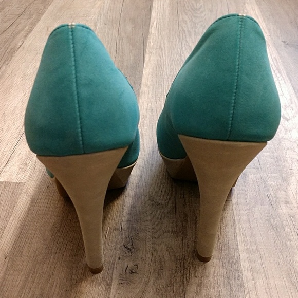 *NEW* ELLE Peep-Toe Platform High Heels - Picture 4 of 8