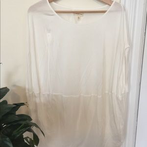 UO Silence & Noise Oversized Off White Circle Top