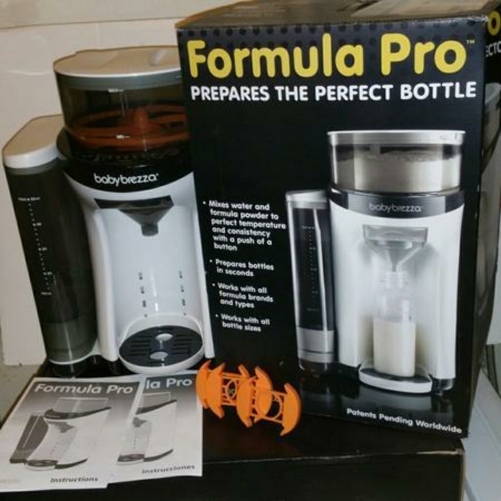 🚫🚫SOLD🚫🚫 Baby Breeza Formula Pro